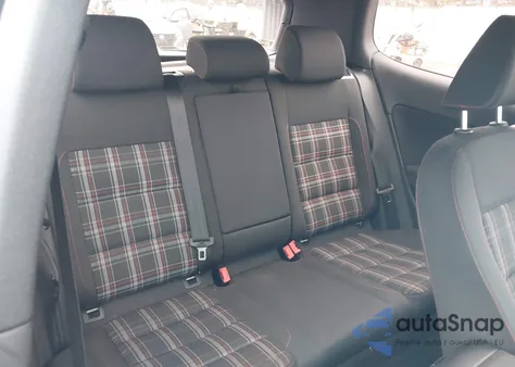 2012 Volkswagen Gti 2-Door z USA, uszkodzony, nr VIN WVWFD7AJ8CW085301